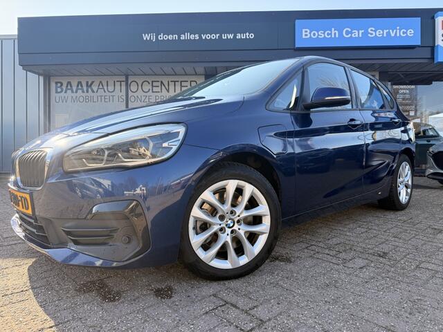 BMW 2-SERIE Active Tourer 225xe iPerformance Executive | Leer | Navi | Camera