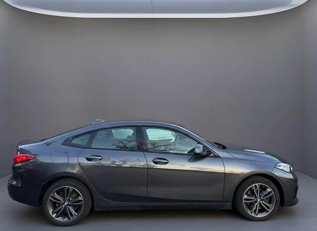 BMW 2-SERIE Gran Coupé 218i Executive Aut 140pk, Navi | Clima