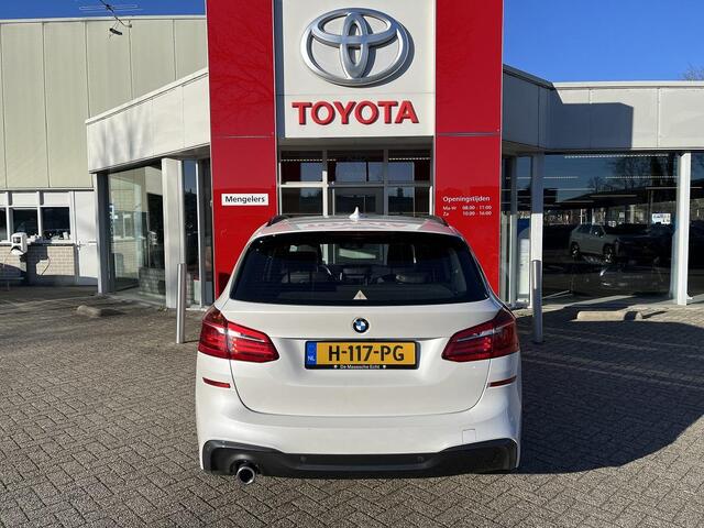 BMW 2-SERIE Active Tourer 218i High Executive Edition M -Pakket | Trekhaak afneembaar