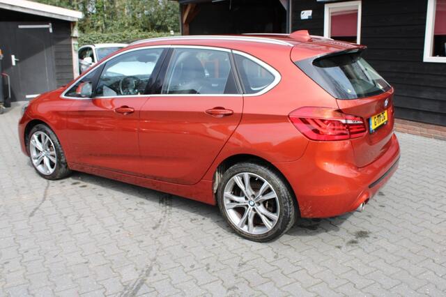 BMW 2-SERIE Active Tourer 218i 140PK Executive Edition - headsup Camera