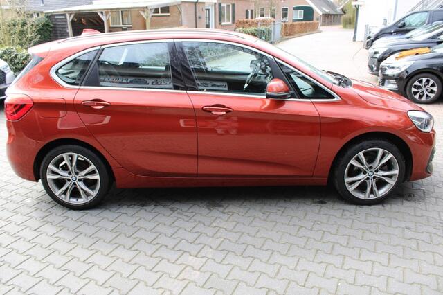 BMW 2-SERIE Active Tourer 218i 140PK Executive Edition - headsup Camera