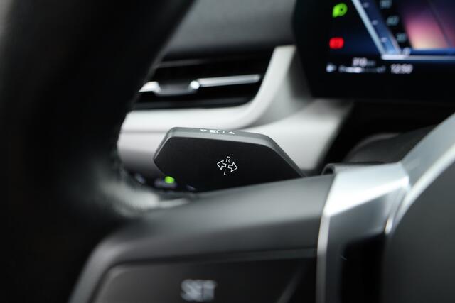 BMW 2-SERIE Active Tourer 218i | Navi | All Seasons | Camera | Apple CarPlay | LED | Stoelverw. | Cruise Ctrl.