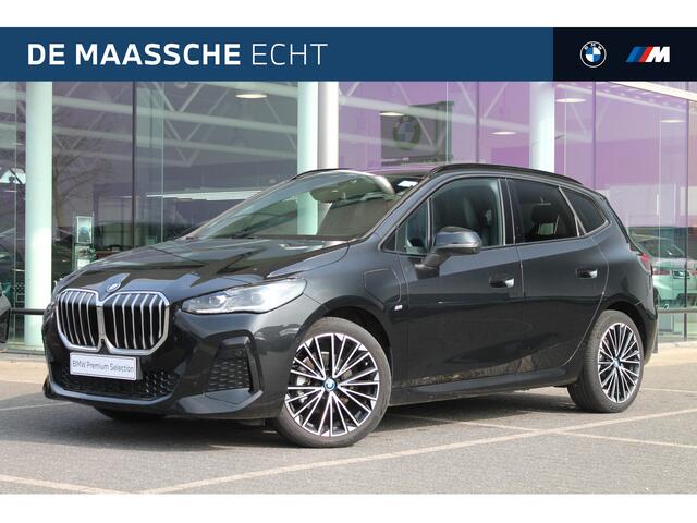 BMW 2-SERIE Active Tourer 225e xDrive Automaat / Panoramadak / Adaptief M Onderstel / Sportstoelen / Stoelverwarming / Adaptieve LED / Parking Assistant Plus / Head-Up