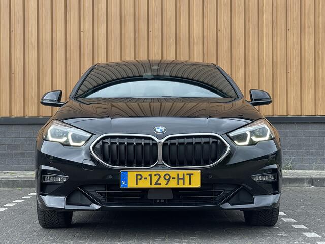 BMW 2-SERIE Gran Coupé 218i Business Edition Plus | BTW | Apple Carplay | DAB+ | Leder | Navigatie | Parkeersensoren | Stoelverwarming |