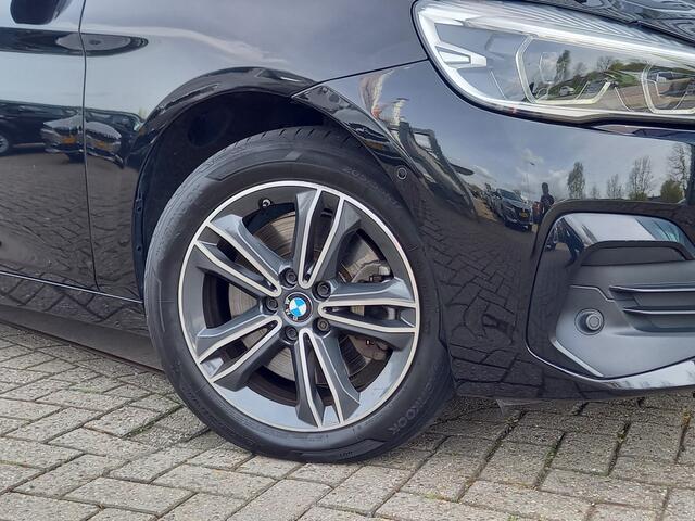 BMW 2-SERIE Active Tourer 225xe iPerformance High Executive - PANO - HEAD-UP - HARMAN KARDON - OPEN DAK -