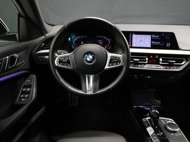 BMW 2-SERIE Gran Coupé 218i M Sport [SCHUIFKANTELDAK, APPLE CARPLAY, ANDROID, LEDEREN SPORTSTOELEN, STOELVERWARMING, CAMERA, CRUISE, CLIMATE, NIEUWSTAAT]