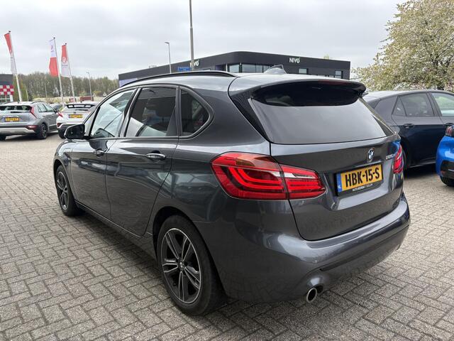 BMW 2-SERIE Active Tourer 225xe iPerformance Executive | Trekhaak | Stoelverwarming | Camera