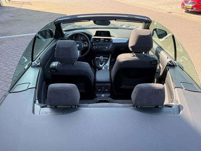 BMW 2-SERIE 220I High Executive M-sport I Alcantara I Navi