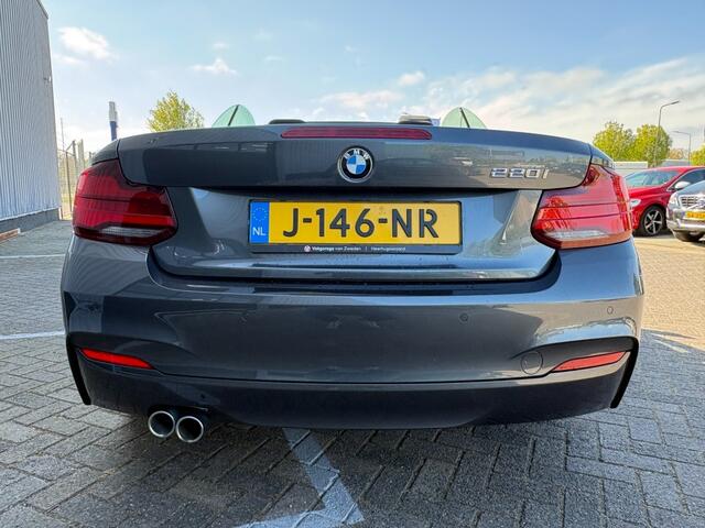 BMW 2-SERIE 220I High Executive M-sport I Alcantara I Navi
