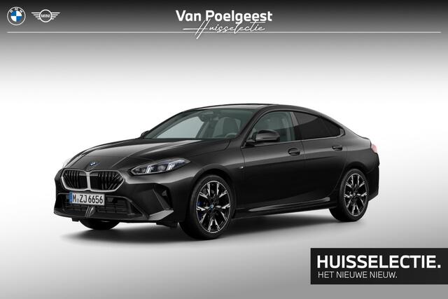 BMW 2-SERIE Gran Coupé 220 M Sport Design Edition | Harman/Kardon | Driving Assistant Plus | Achteruitrijcamera | Panoramadak | Comfort Access