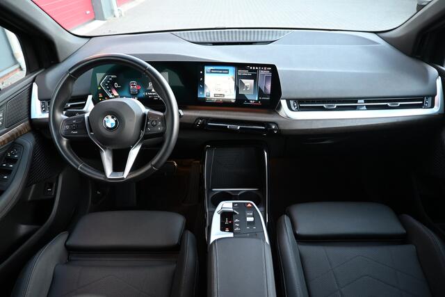 BMW 2-SERIE Active Tourer 218i leer