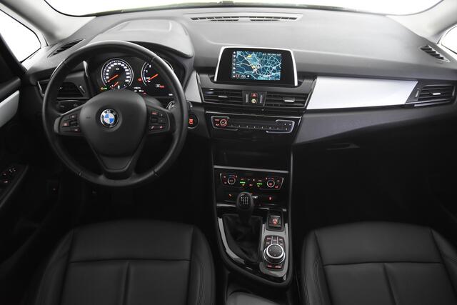 BMW 2-SERIE Active Tourer 216i *1ste Eigenaar*Leer*Trekhaak*Navigatie*