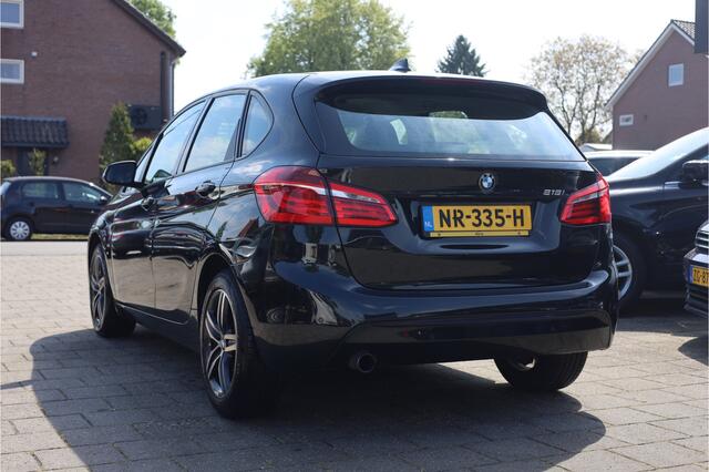 BMW 2-SERIE Active Tourer 216i EXECUTIVE I TREKHAAK I SPORT LINE I SFEERVERLICHTING