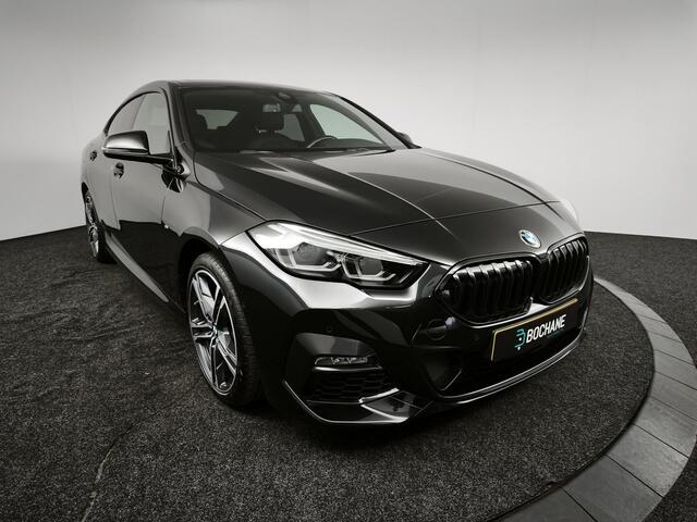 BMW 2-SERIE Gran Coupé 218i Introduction Edition | M-Sport | Panoramadak | Camera | LED |