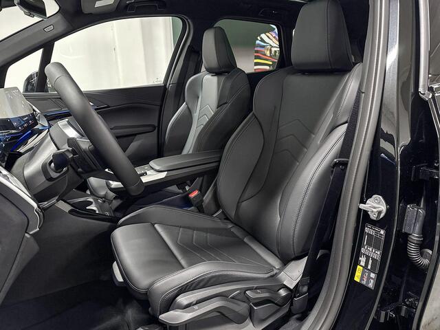BMW 2-SERIE Active Tourer 225e xDrive | M-Sport | Travel Pack | Premium Pack | Driving Assistant | Panoramadak | Comfort Access | Trekhaak l Huisselectie