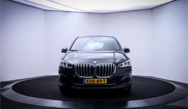 BMW 2-SERIE Active Tourer 218iA LUXURY Line FULL LED | LEDER | CAMERA | CARPLAY | NAVI | ELEK KLEP | PDC V+A | LMV