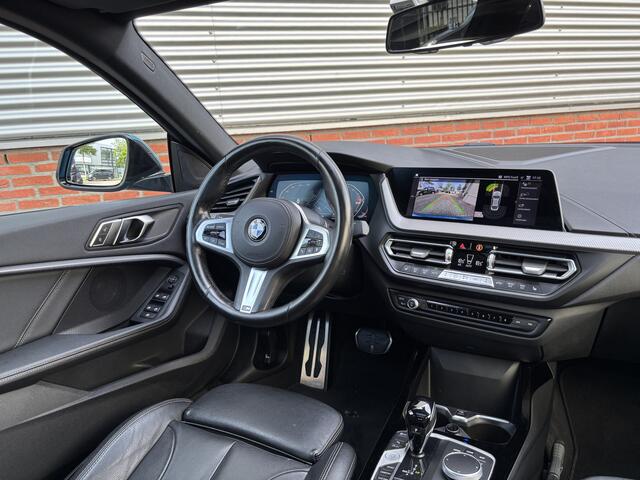 BMW 2-SERIE Gran Coupé 218i High Executive | ///M-Sport | Panoramadak | Stoelverwarming | Leder | Camera |