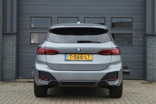 BMW 2-SERIE Active Tourer 218i | M-PAKKET | CAMERA | ORG. NL |