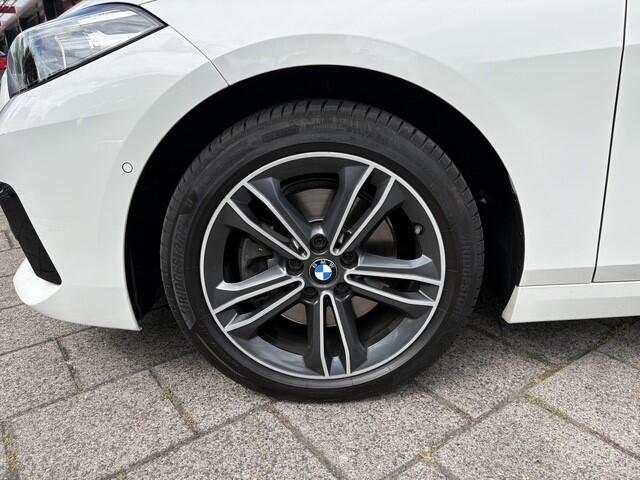BMW 2-SERIE Gran Coupé 218i Executive Edition | Navi | M-Pakket | Camera | 105.946 km Dealeronderhouden