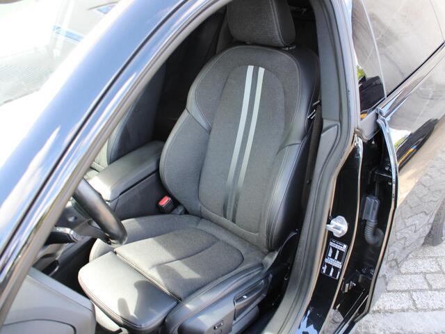 BMW 2-SERIE Gran Coupé 218i Executive Edition | AUTOMAAT | APPLE CARPLAY |