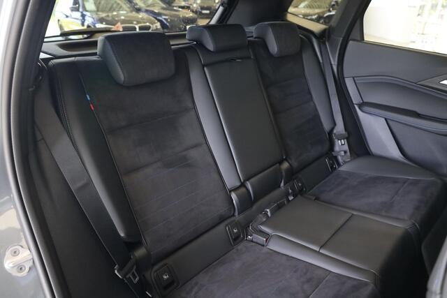 BMW 2-SERIE Active Tourer 225e xDrive M Sport Pro | Panoramadak | Head Up | Harman Kardon | Driving Assistant Plus | Trekhaak