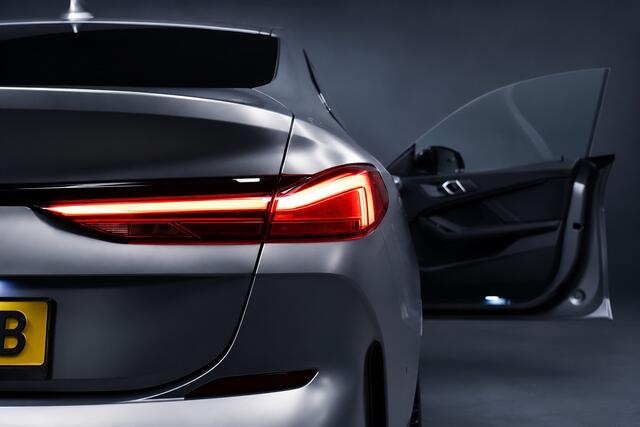 BMW 2-SERIE Gran Coupé 218i Automaat M-Sport 1e Eig. Dealer OH Pano/Virtual/Carplay/Camera/Sfeer/Adap-Cruise