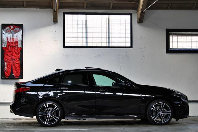 BMW 2-SERIE Gran Coupé 218i High Executive | M-Sport | Panoramadak | Memory | Trekhaak | NL auto | 1e eigenaar | BTW |