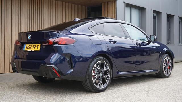 BMW 2-SERIE Gran Coupé 220 M-Sport Pro Pano.Dak H&K HUD 18inch LM Mokka Leder 360-View *Tansanit Blau* 1e Eigenaar *NL auto*
