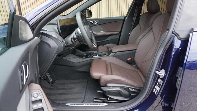 BMW 2-SERIE Gran Coupé 220 M-Sport Pro Pano.Dak H&K HUD 18inch LM Mokka Leder 360-View *Tansanit Blau* 1e Eigenaar *NL auto*