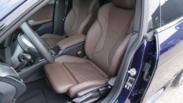 BMW 2-SERIE Gran Coupé 220 M-Sport Pro Pano.Dak H&K HUD 18inch LM Mokka Leder 360-View *Tansanit Blau* 1e Eigenaar *NL auto*