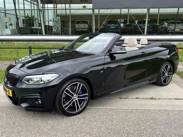 BMW 2-SERIE Cabrio 230i High Executive Edition M Pakket / NL Auto / 252PK / Stoelverw. / Leder / Camera /