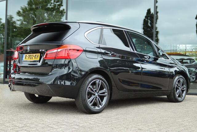 BMW 2-SERIE ACTIVE TOURER 218i HIGH EXECUTIVE ED. AUT. | PANO | HUD | CAMERA | LED | LEDER | NAVI