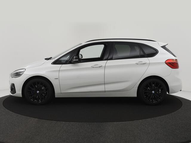 BMW 2-SERIE Active Tourer 218i Executive Launch Edition AUTOM. NAVI|LED|18INCH|ELEK.ACHTERKLEP|CAMERA|CRUISE|PDC