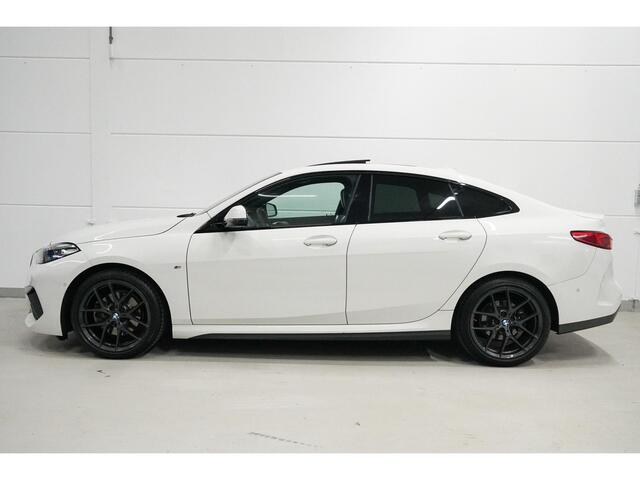 BMW 2-SERIE Gran Coupé 218i M-Sport | Panoramadak | Harman Kardon