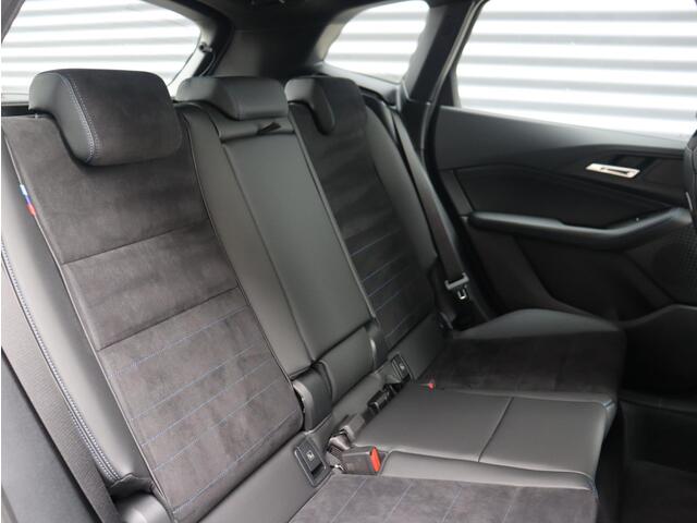 BMW 2-SERIE Active Tourer 218i | M Sportpakket | Trekhaak | Climate Control | Adaptief M Onderstel | Camera | Sportstoelen | LED | 17'' LMV | Lentevoordeel