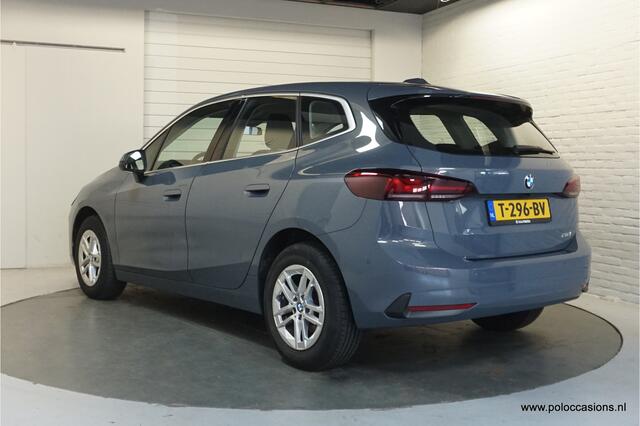 BMW 2-SERIE Active Tourer 218i Trekhaak | Camera | Dealerauto | Carplay | 218