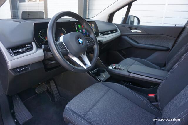 BMW 2-SERIE Active Tourer 218i Trekhaak | Camera | Dealerauto | Carplay | 218