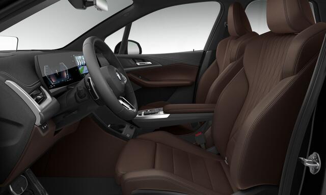 BMW 2-SERIE Active Tourer 220i - M-Sport - Pano - Memoryzetels - Trekhaak - Head-Up