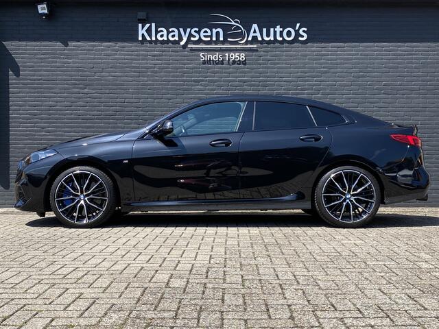 BMW 2-SERIE Gran Coupé 218i High Executive M Sport AUT. | 1e eigenaar | dealer onderh. | kuipstoelen | sfeerverl. | H/K audio | camera