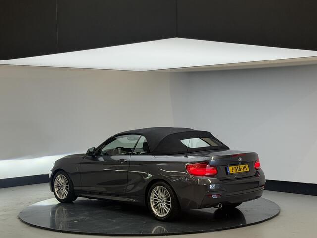 BMW 2-SERIE Cabrio 218i High Executive Automaat | M pakket | Stoel verw |