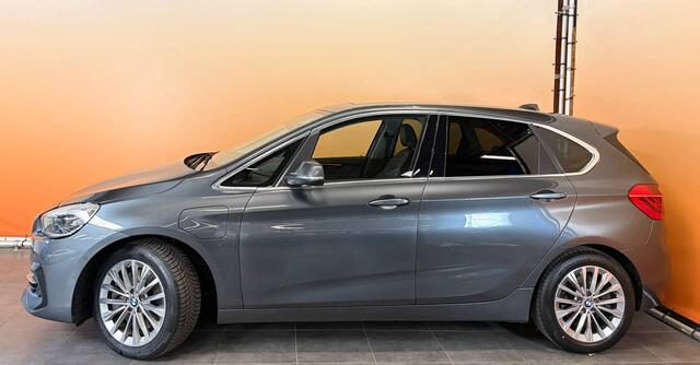 BMW 2-SERIE Active Tourer 225xe iPerformance High Executive leer | sportint | schuifd | head up | camera | led