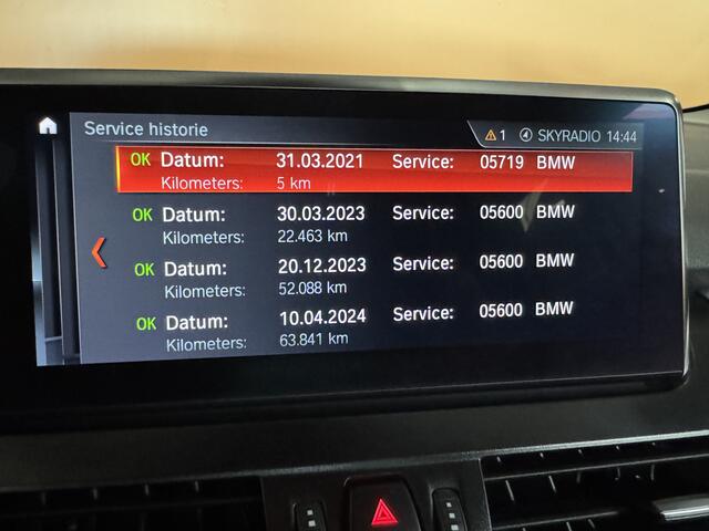 BMW 2-SERIE Active Tourer 225xe iPerformance High Executive leer | sportint | schuifd | head up | camera | led