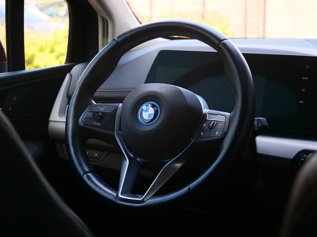 BMW 2-SERIE Active Tourer 225e xDrive 245 Pk Automaat Navi / DAB / Camera / Apple Carplay