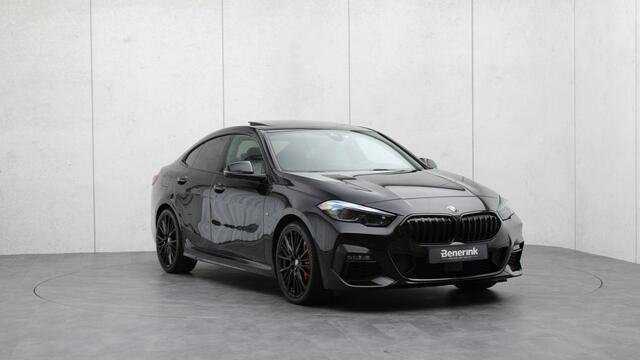 BMW 2-SERIE Gran Coupé 220i M-Sport | Head-up | Panoramadak | Harman/Kardon | Comfort Access | Trekhaak