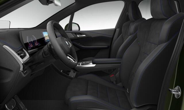 BMW 2-SERIE Active Tourer 225e xDrive | M Sport | Harman/Kardon | Driving Assistant Plus | Panoramadak | Head-Up Display | Trekhaak