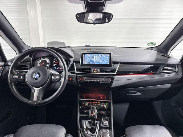 BMW 2-SERIE Active Tourer 218i High Executive Edition | Head-Up Display | HiFi | Stoelverwarming | Achteruitrijcamera