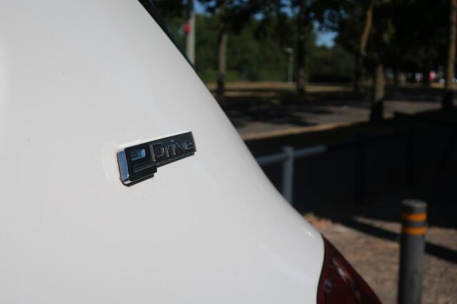 BMW 2-SERIE 225xe PHEV, 4-wiel aandrijving, Rem assistent, Navigatie, Cruise etc.