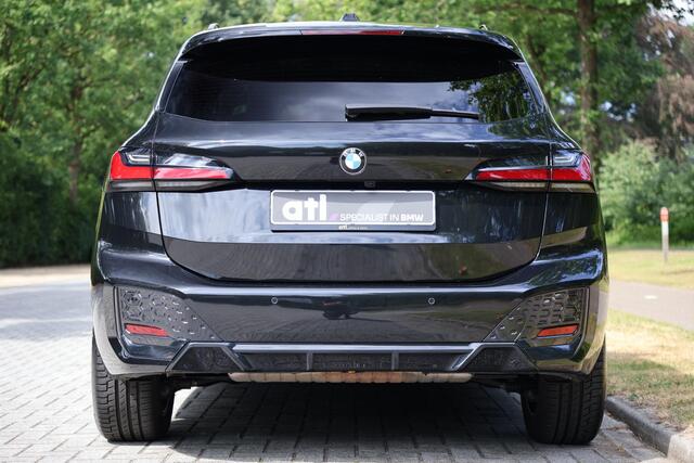 BMW 2-SERIE Active Tourer 218i M-Sport | Pano | HUD | H&K | Drive ass Pro | Massage | 360 Cam | Elektr. trekhaak | Stuurverwarming | 18" | Keyless | Elektr. stoel + mem | Etc.