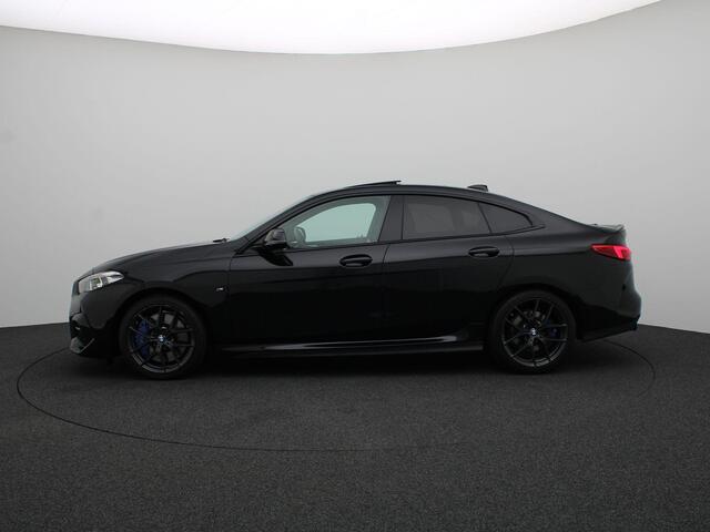 BMW 2-SERIE Gran Coupé 218i High Executive | M Sportpakket | Stuurwielrand verwarmd | Panoramadak | 18''