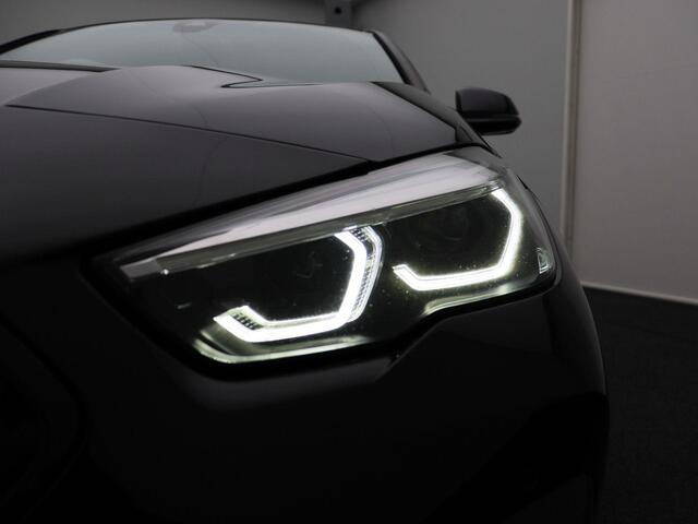 BMW 2-SERIE Gran Coupé 218i High Executive | M Sportpakket | Stuurwielrand verwarmd | Panoramadak | 18''